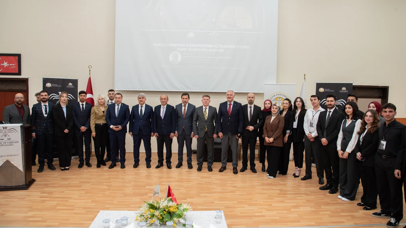 Anayasa Mahkemesi Üyesi Menteş, Selçuk Üniversitesindeydi